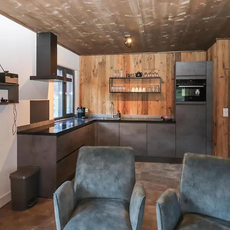 Fuer 8 Personen Scherzboden