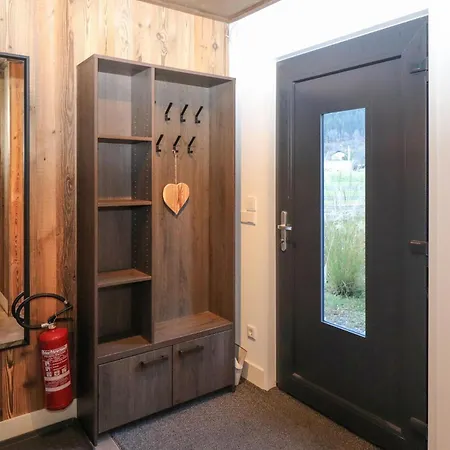 Fuer 8 Personen 別荘 *